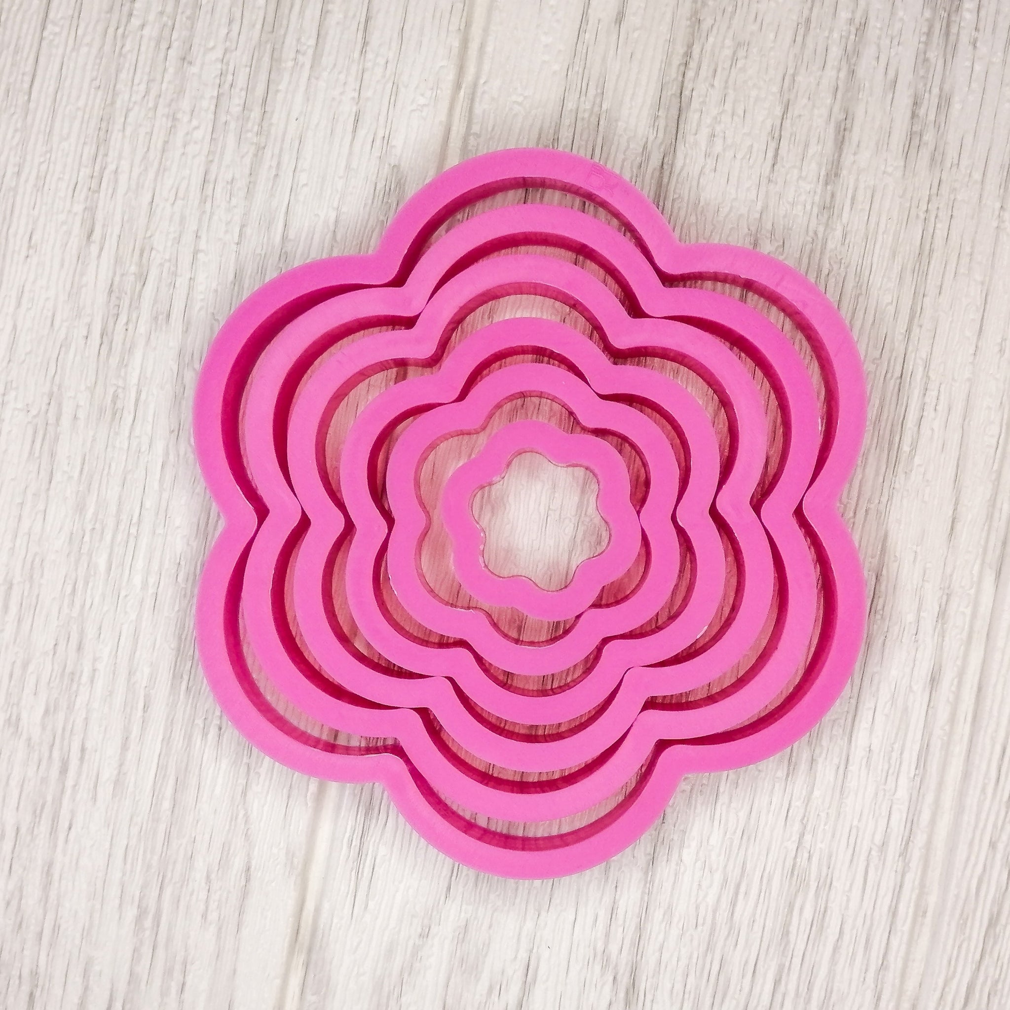 Nested Flower Cutters - set of 6